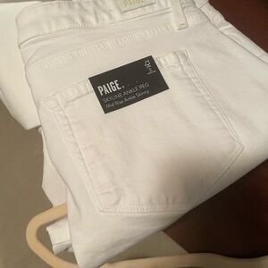 Skinny Leg Jeans in Optic White